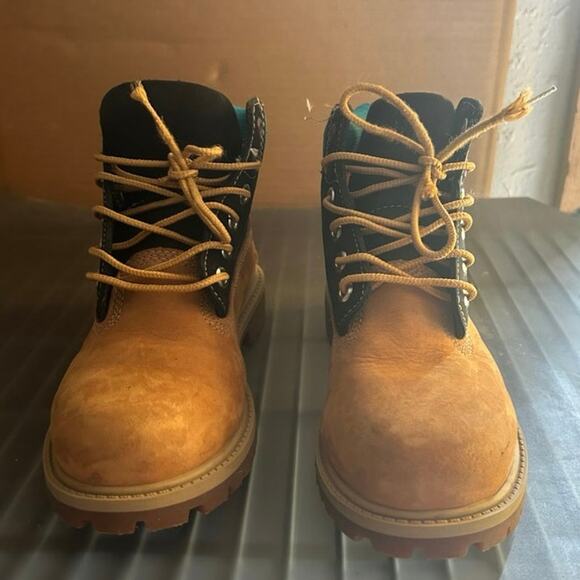 ˚₊‧꒰ა ☆ ໒꒱ ‧₊˚ Timberland Youth Waterproof Nubuck Boot Sz 1 ReBOTL Unisex - Picture 3 of 12